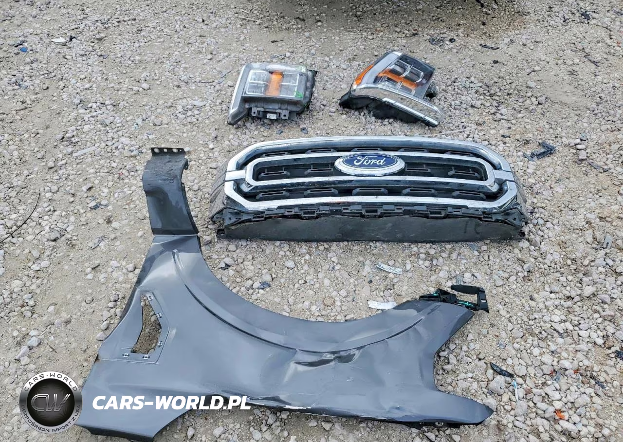 2023 Ford F150 Supercrew VIN:1FTEW1C56PKF43935 - 12
