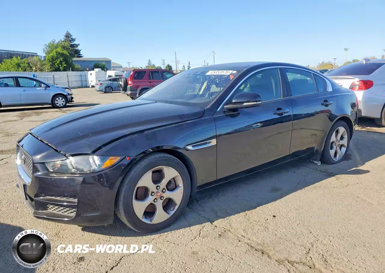2017 Jaguar Xe