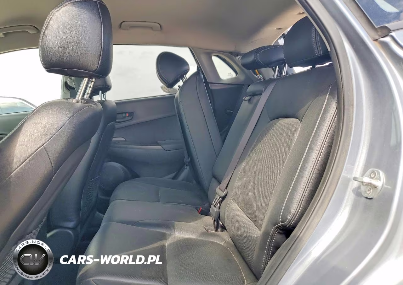2020 Hyundai Kona Sel VIN:KM8K22AAXLU577908 - 10