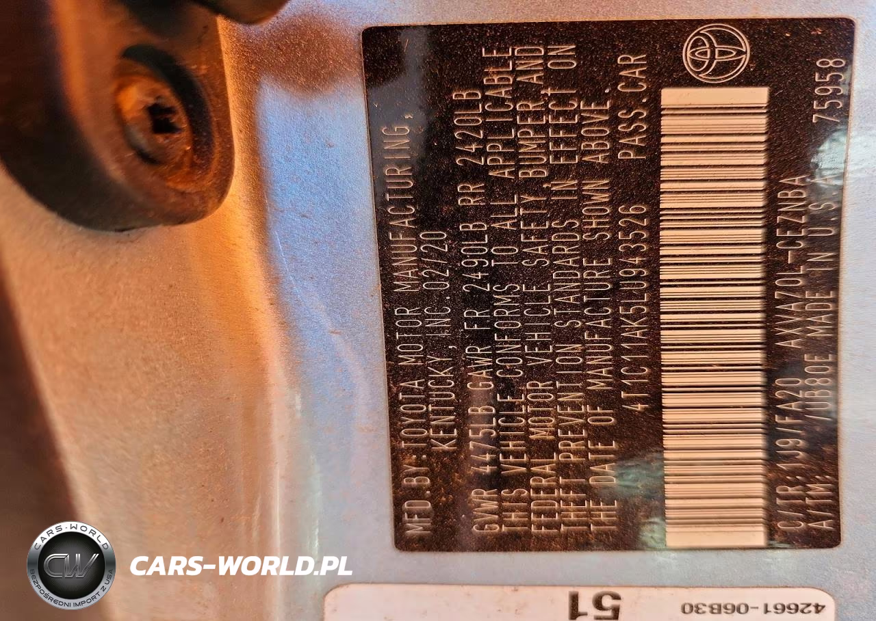 2020 Toyota Camry Le VIN:4T1C11AK5LU943526 - 12