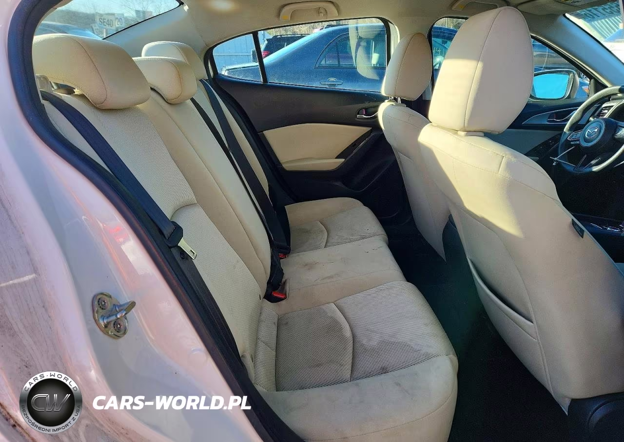 2018 Mazda 3 Sport VIN:3MZBN1U74JM232460 - 10