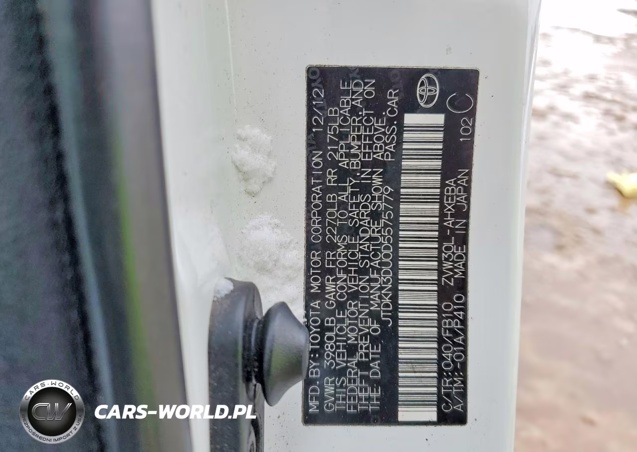 2013 Toyota Prius Three VIN:JTDKN3DU0D5575779 - 12