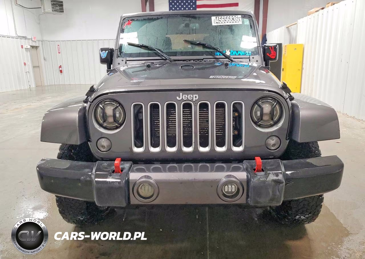 2017 Jeep Wrangler Unlimited Sahara VIN:1C4BJWEG5HL732598 - 5