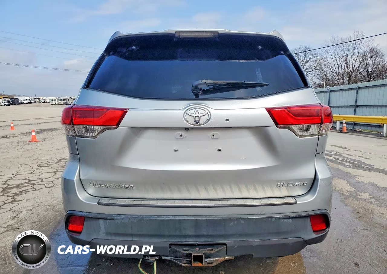 2017 Toyota Highlander Xle VIN:5TDJZRFH3HS373425 - 6