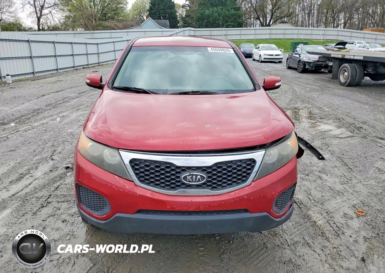 2011 Kia Sorento Lx VIN:5XYKT3A11BG010364 - 5