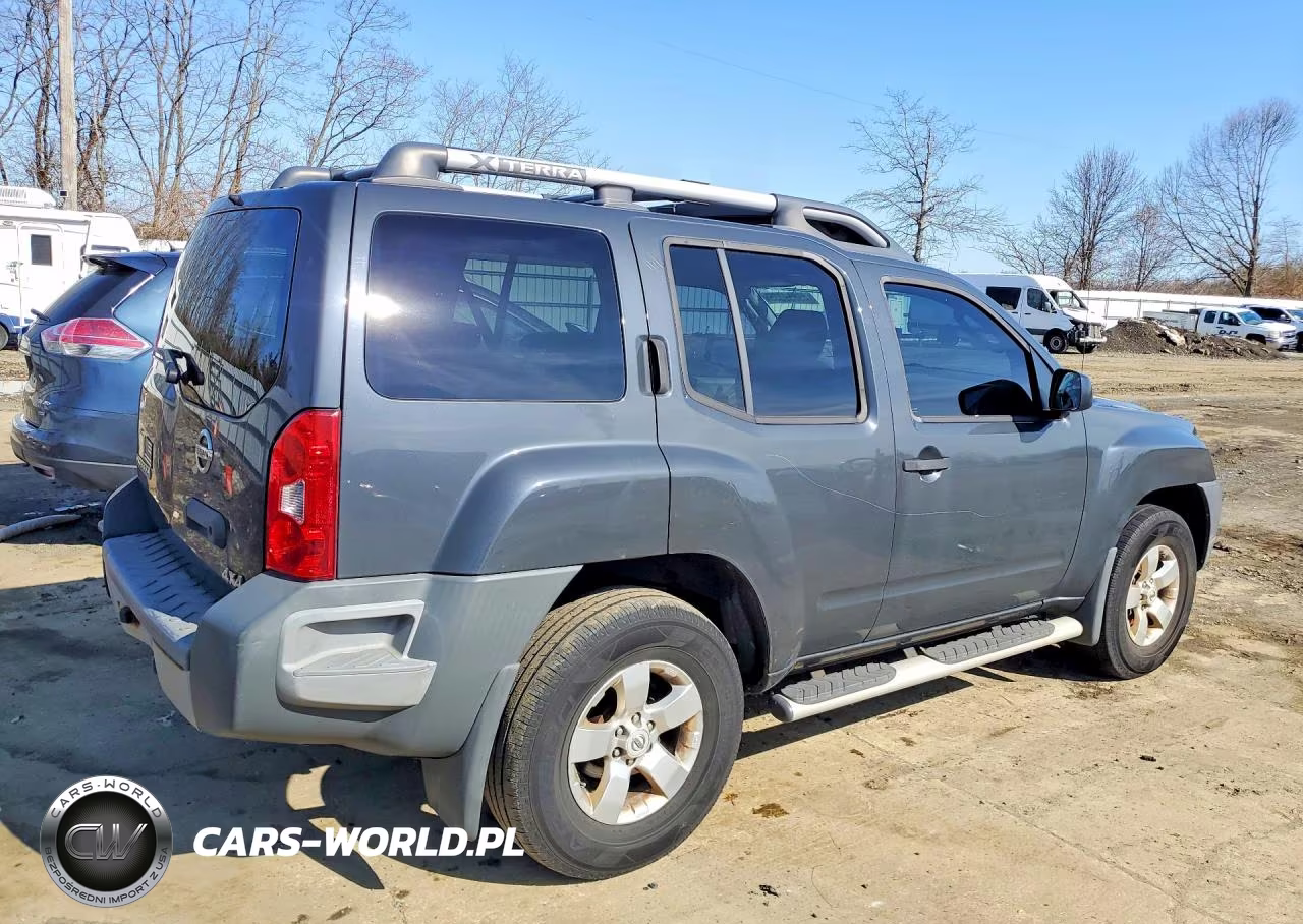 2010 Nissan Xterra X VIN:5N1AN0NWXAC505512 - 3