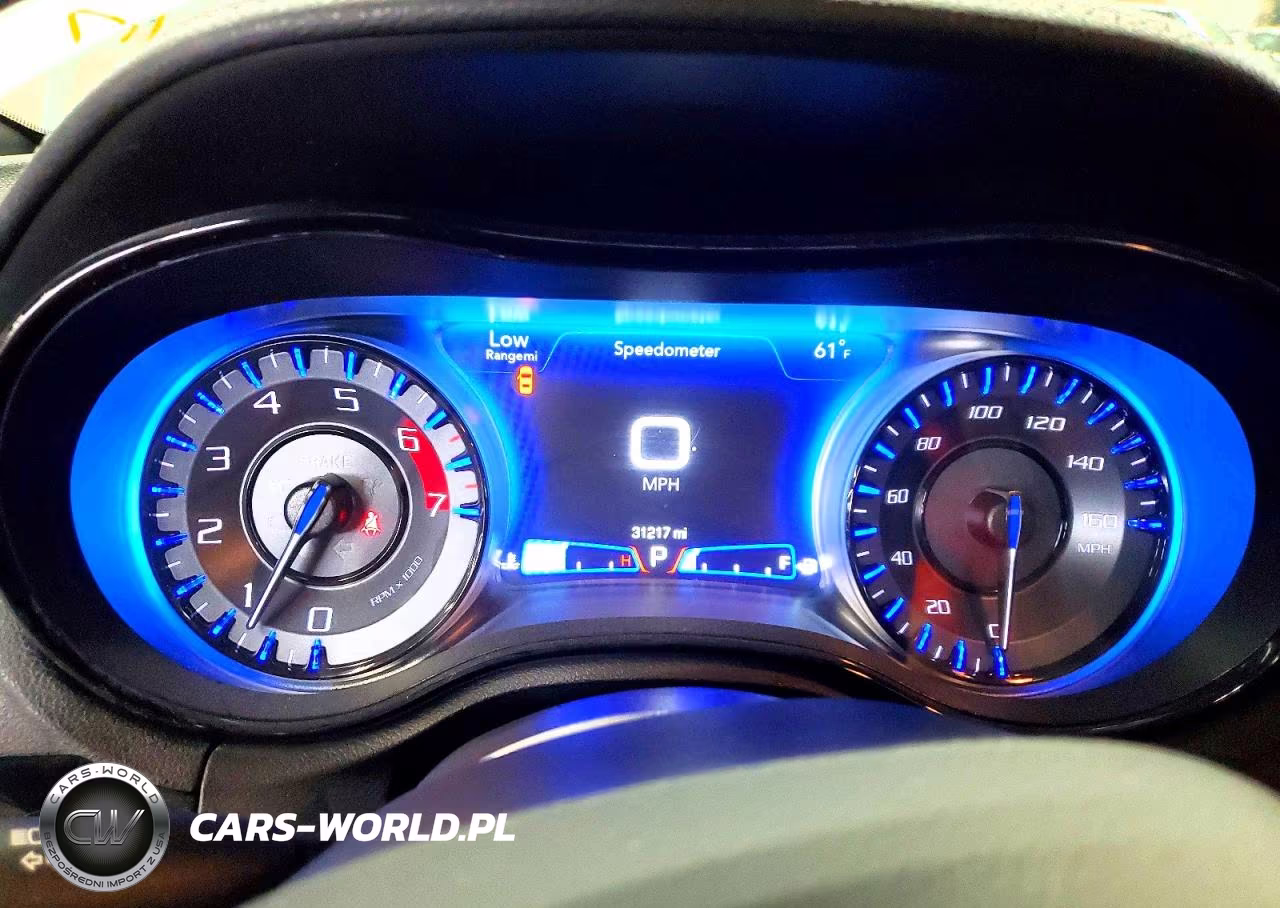 2023 Chrysler 300 S VIN:2C3CCABT0PH628362 - 9