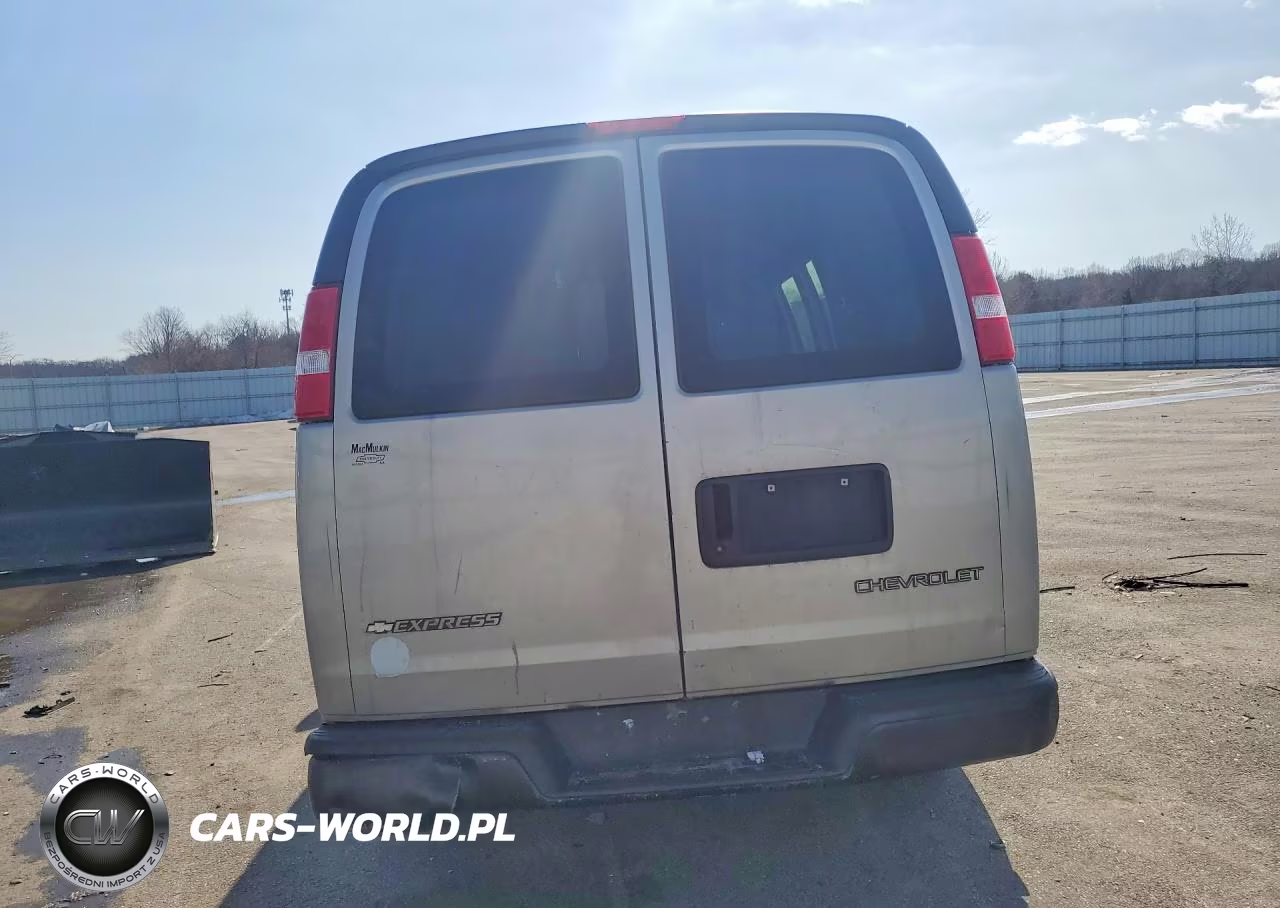 2005 Chevrolet Express 1500 Utility - Service Van VIN:1GCFG15X951124769 - 6