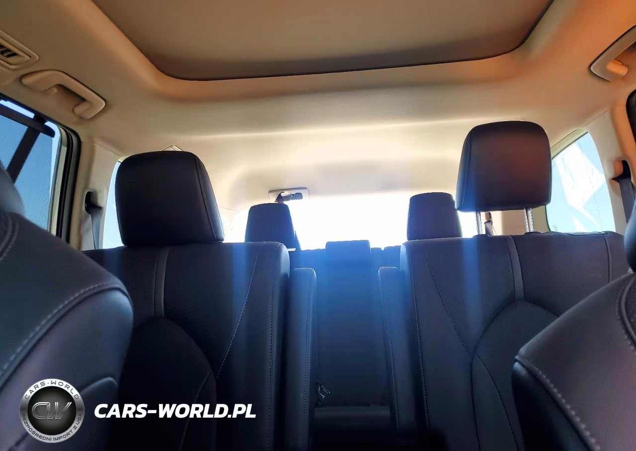 2025 Toyota Grand Highlander Platinum VIN:5TDAAAB51SS092235 - 10