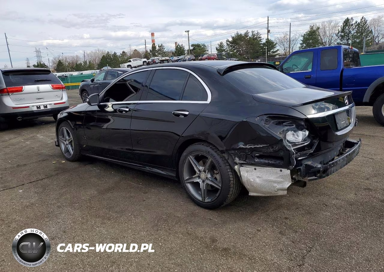 2016 Mercedes-Benz C 300 4Matic VIN:55SWF4KB4GU117539 - 2