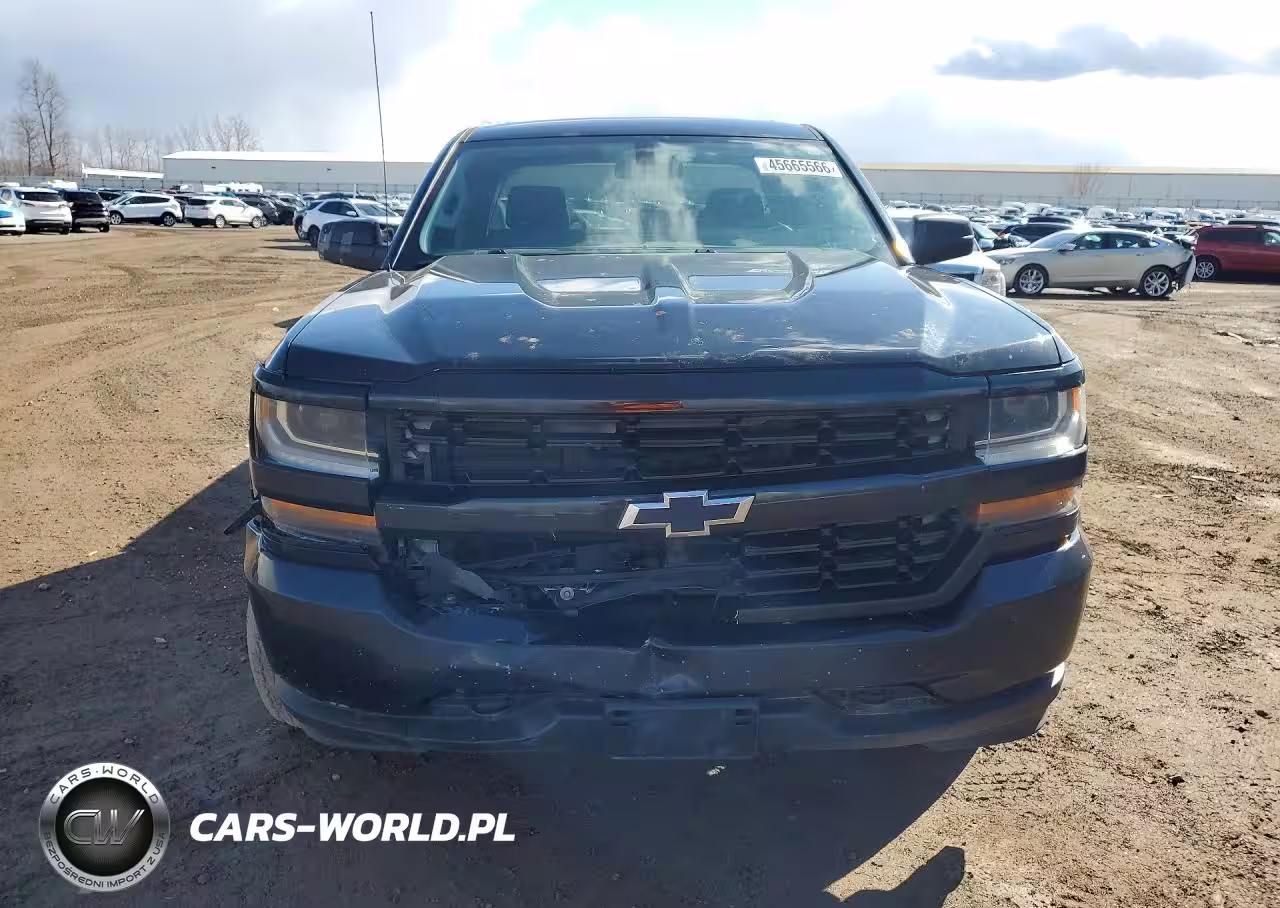 2017 Chevrolet Silverado K1500 Custom VIN:1GCVKPEC3HZ131958 - 5