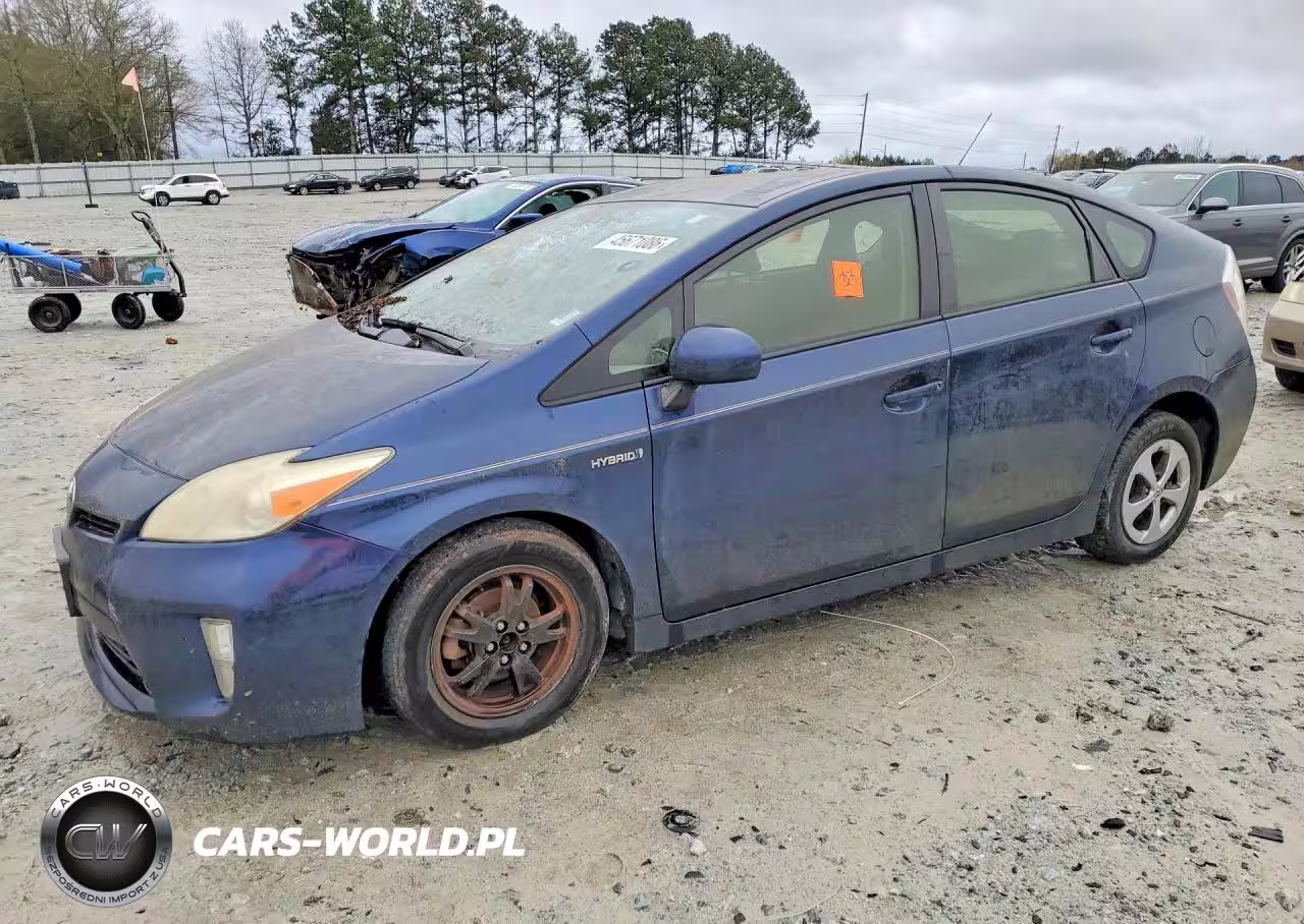 2014 Toyota Prius Three