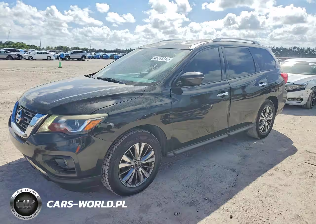 2018 Nissan Pathfinder Sv