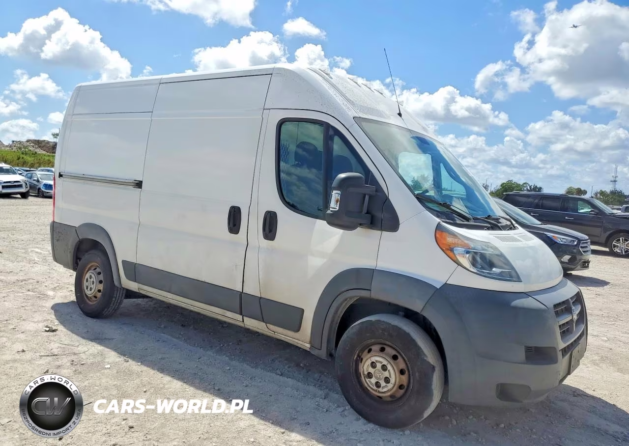 2018 Ram Promaster 2500 Delivery Van VIN:3C6TRVCG5JE112625 - 4
