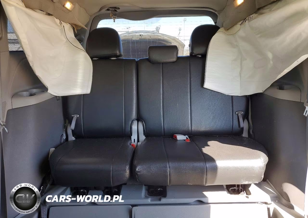 2015 Toyota Sienna Le Mobility 7-Passenger VIN:5TDKK3DC7FS561729 - 10
