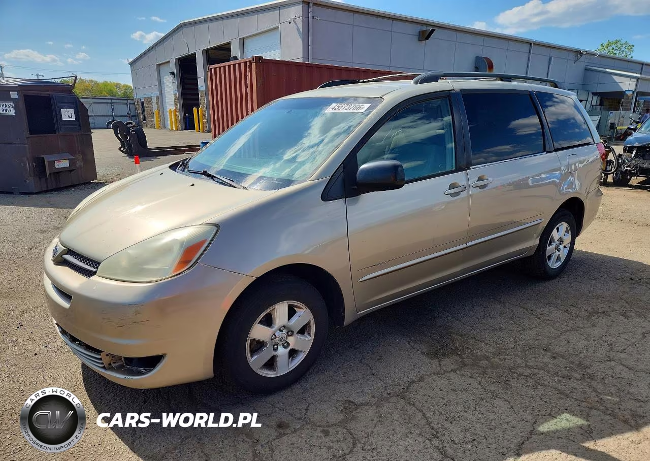 2004 Toyota Sienna Le 7 Passenger