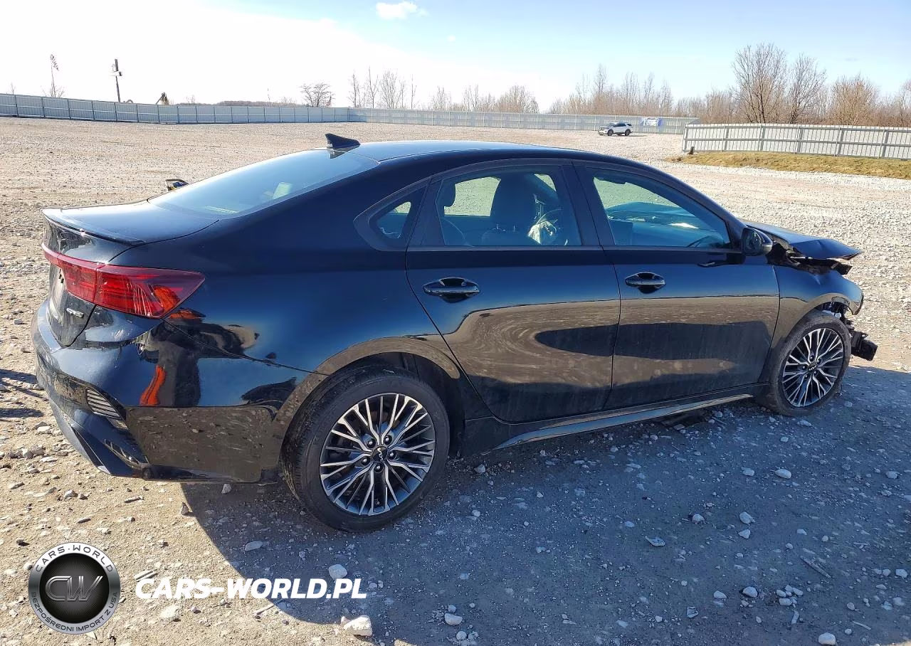 2024 Kia Forte Gt-Line VIN:3KPF54AD1RE715703 - 3