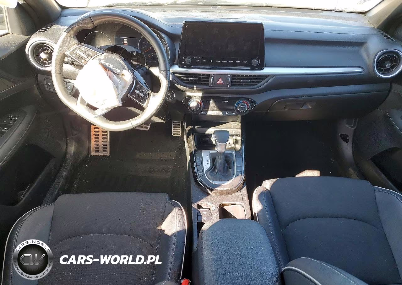 2024 Kia Forte Gt-Line VIN:3KPF54AD1RE715703 - 8