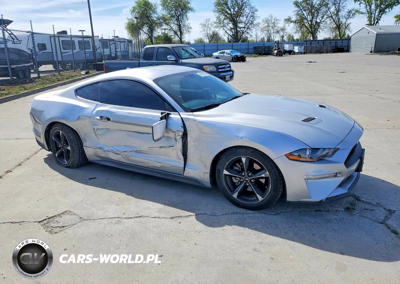 2019 Ford Mustang VIN:1FA6P8TH0K5175723 - 4