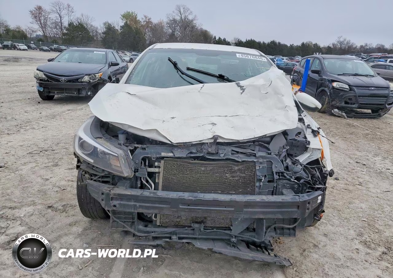 2018 Kia Forte Lx VIN:3KPFK4A71JE202412 - 5