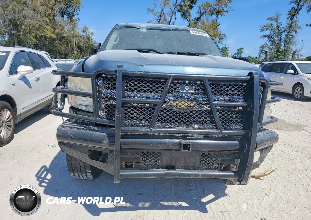 2007 Chevrolet Silverado K2500 Heavy Duty VIN:1GCHK29KX7E580755 - 5
