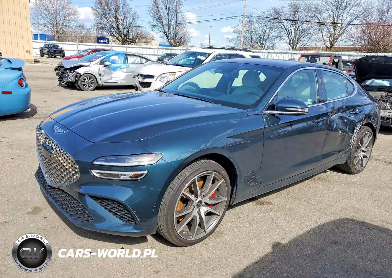 2025 Genesis G70 2.5T Standard