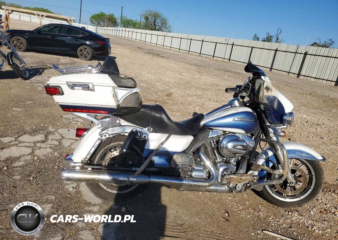 2015 Harley-Davidson Flhtcu Ultra Classic Electra Glide