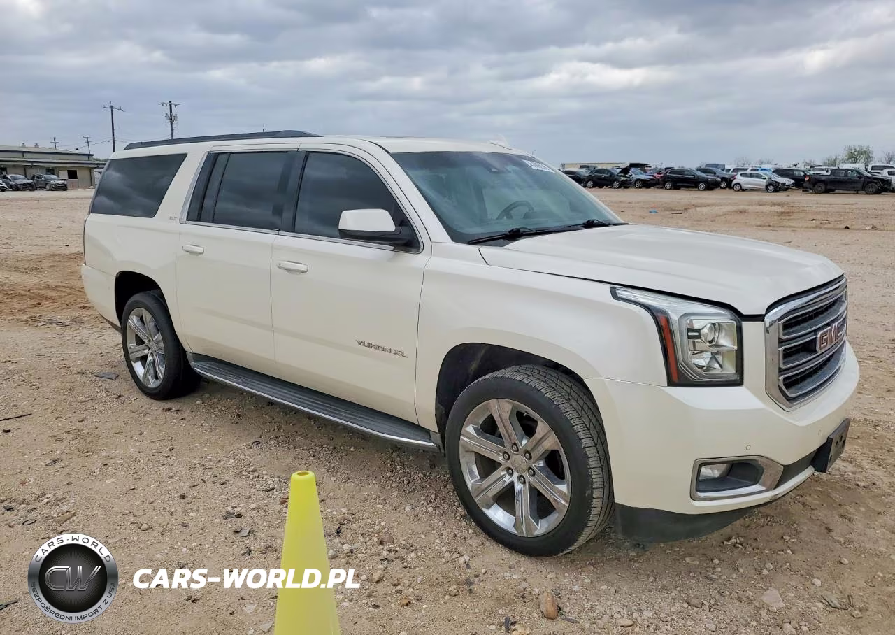 2015 GMC Yukon Xl C1500 Slt VIN:1GKS1HKCXFR521683 - 4