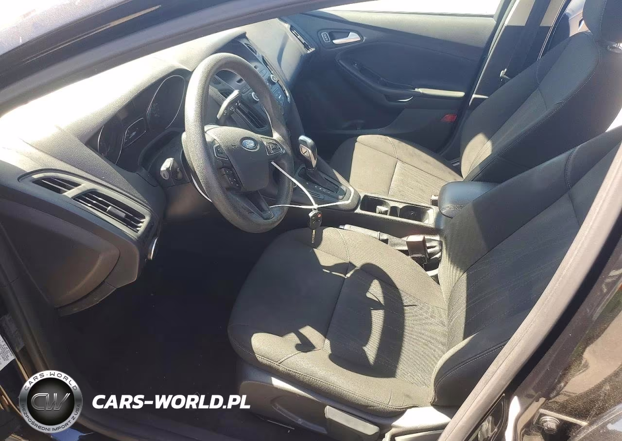 2016 Ford Focus Se VIN:1FADP3F27GL203571 - 7