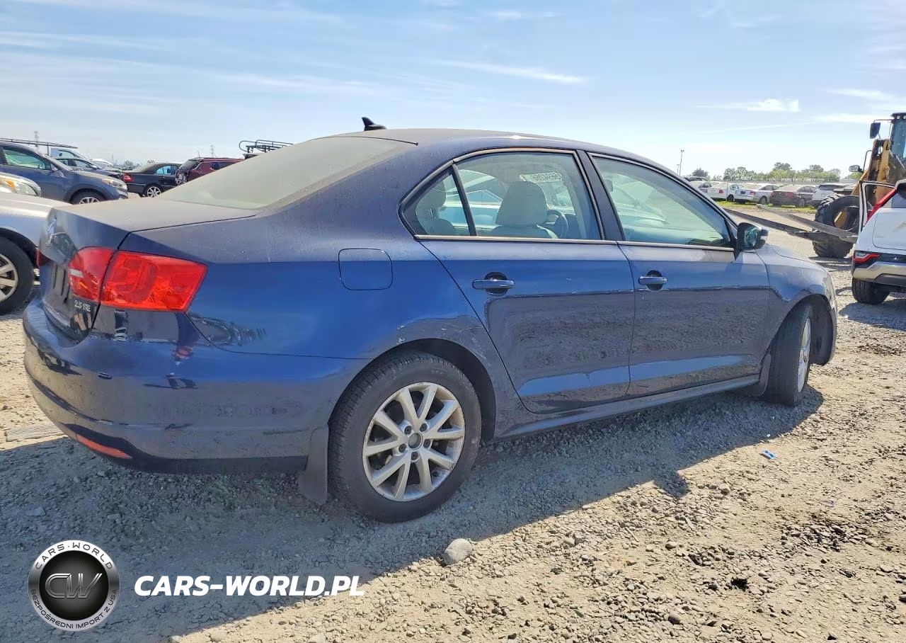 2012 Volkswagen Jetta Se VIN:3VWBP7AJ3CM384780 - 3