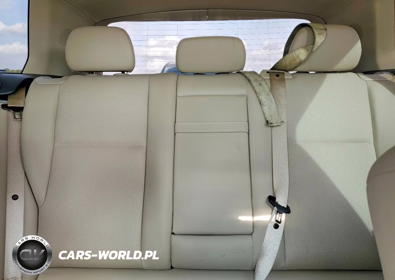 2010 Mercedes-Benz Glk 350 VIN:WDCGG5GB5AF384347 - 10