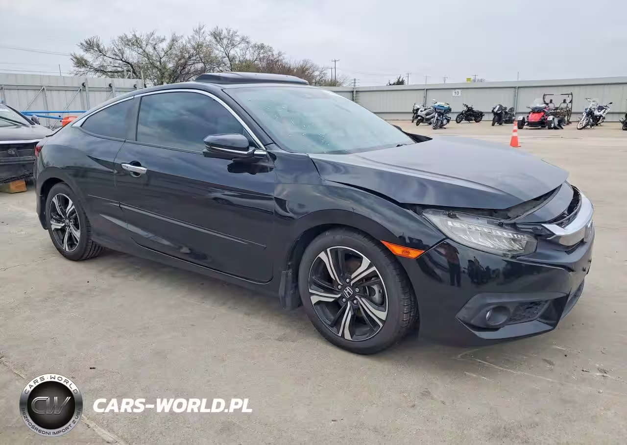 2018 Honda Civic Touring VIN:2HGFC3B97JH351775 - 4