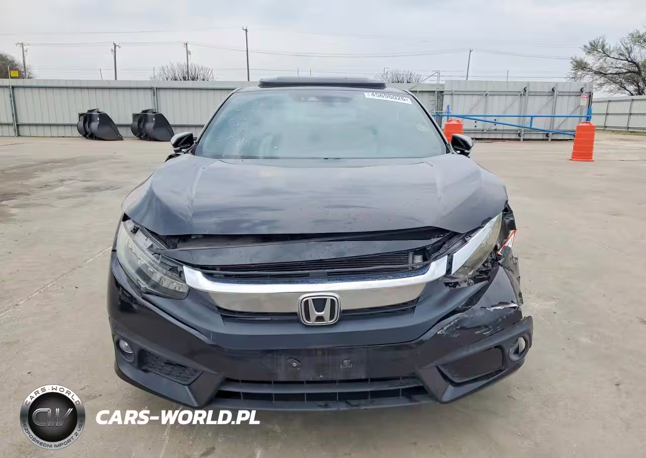 2018 Honda Civic Touring VIN:2HGFC3B97JH351775 - 5