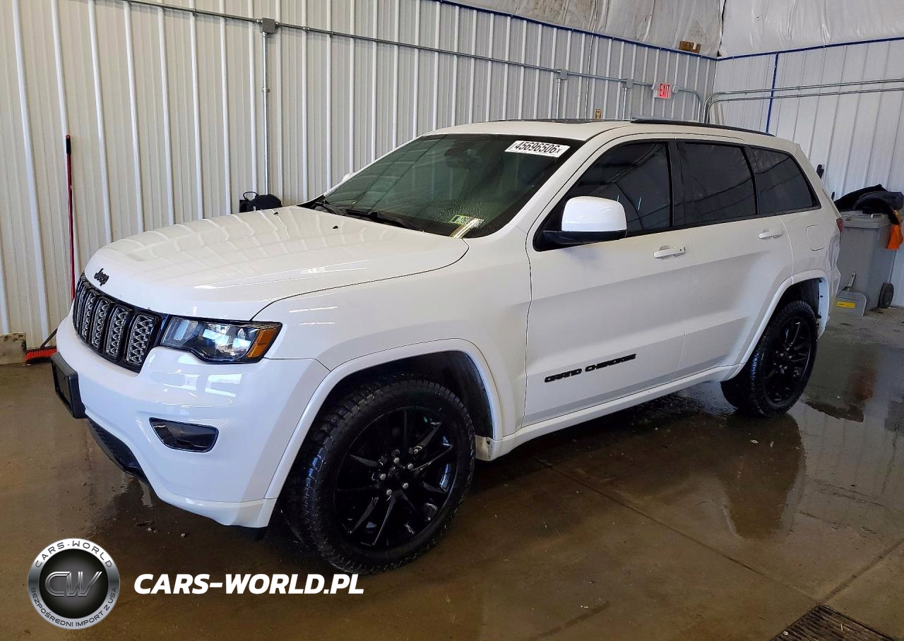 2017 Jeep Grand Cherokee Laredo