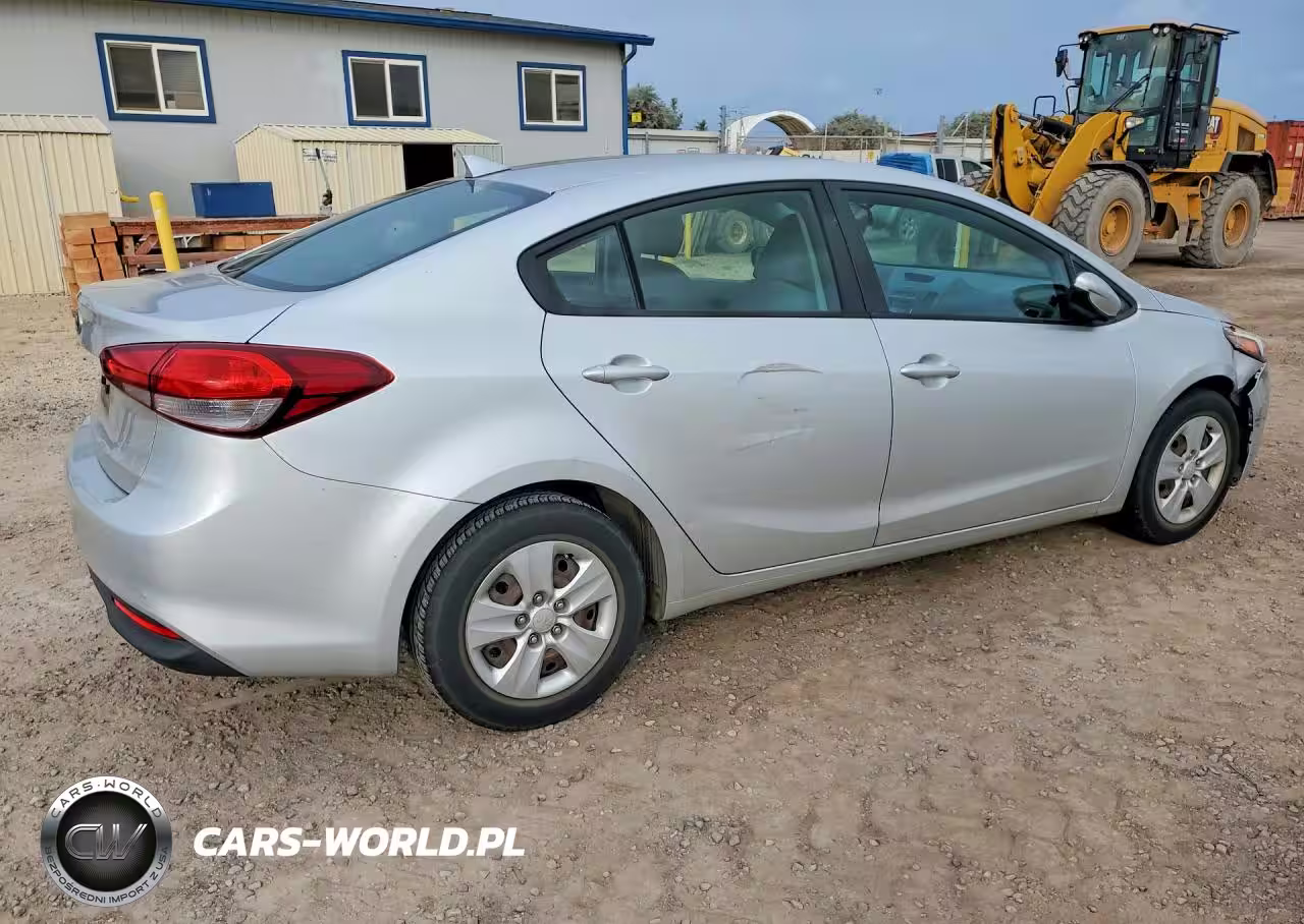 2017 Kia Forte Lx VIN:3KPFL4A75HE078135 - 3