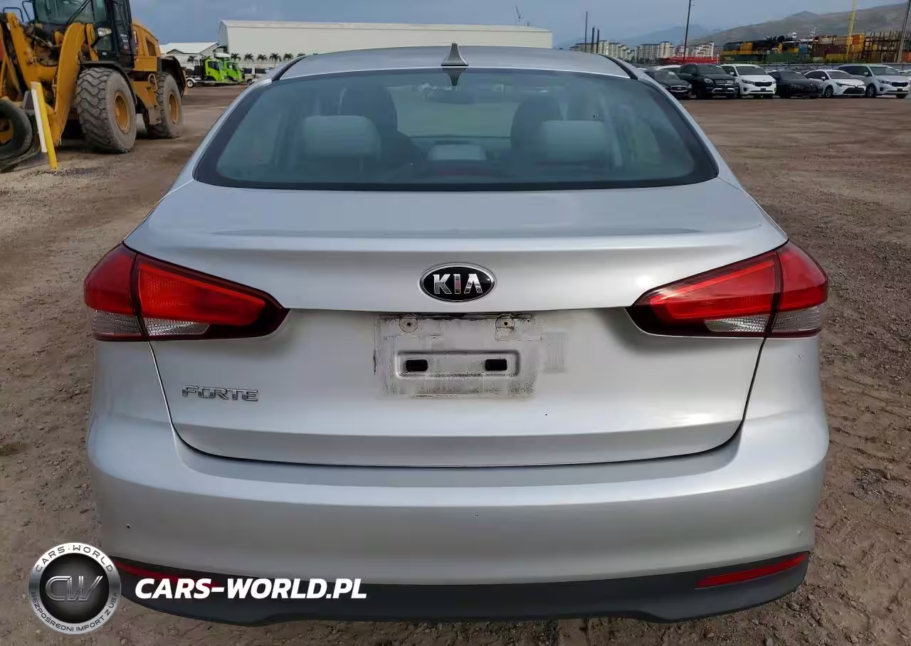 2017 Kia Forte Lx VIN:3KPFL4A75HE078135 - 6