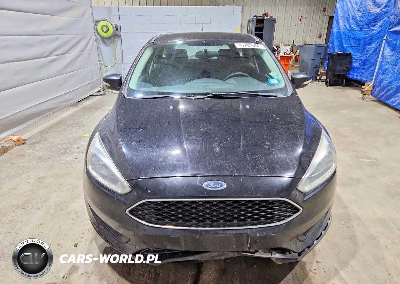 2016 Ford Focus Se VIN:1FADP3K21GL247846 - 5