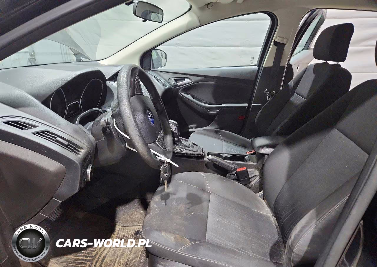 2016 Ford Focus Se VIN:1FADP3K21GL247846 - 7