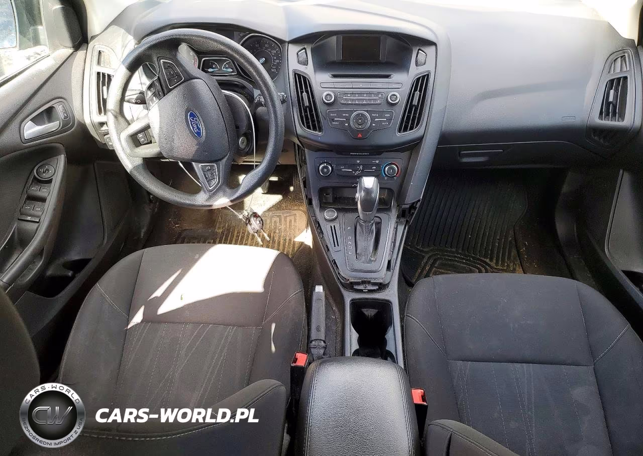 2016 Ford Focus Se VIN:1FADP3K21GL247846 - 8