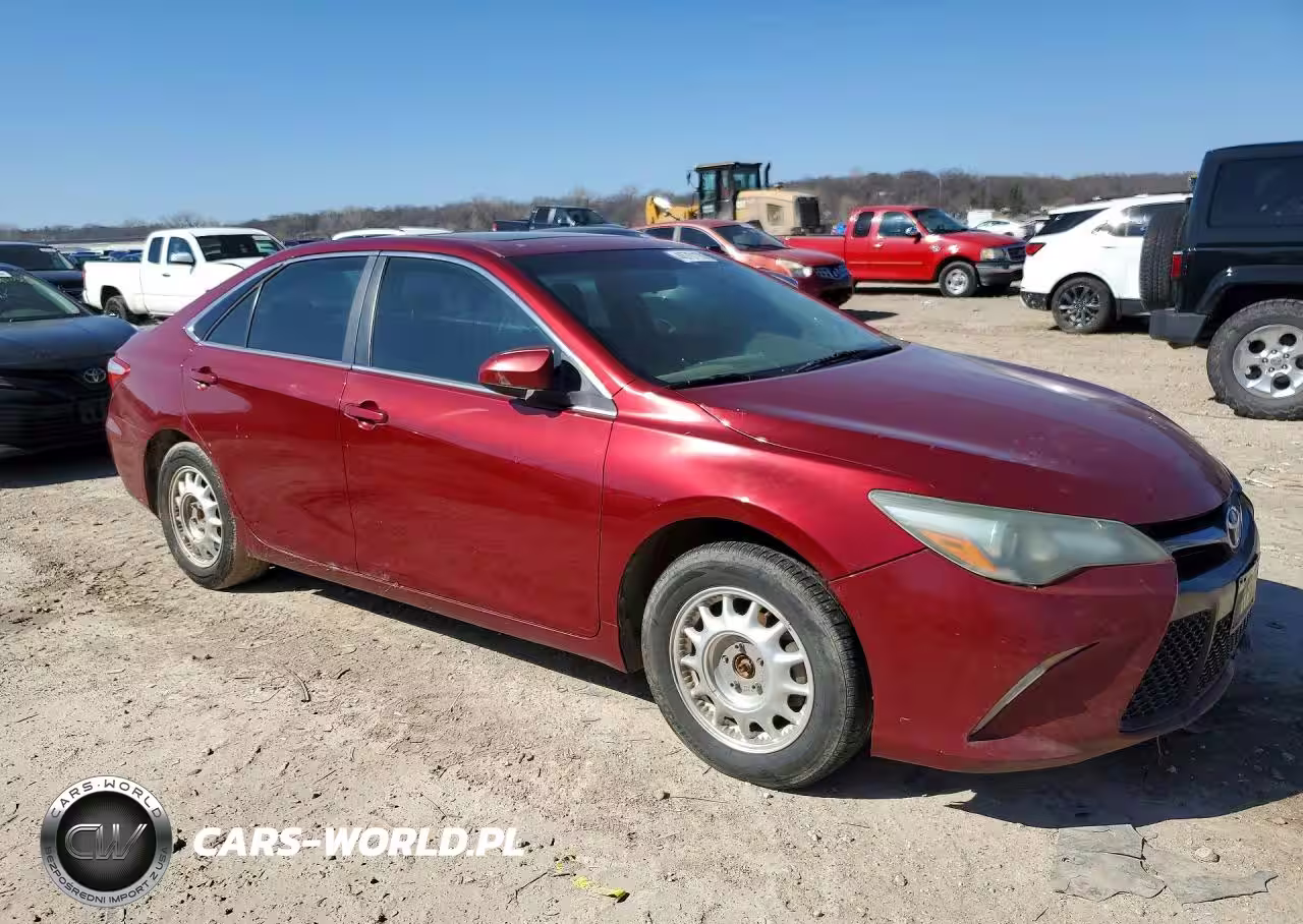 2016 Toyota Camry Xse VIN:4T1BF1FK4GU546319 - 4