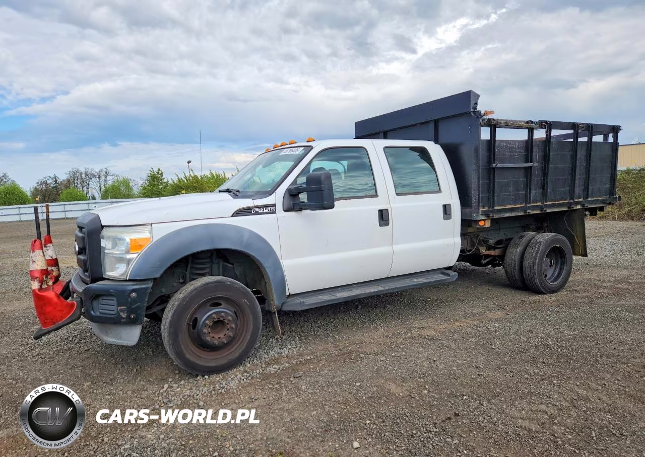 2011 Ford F450 Super Duty Flatbed Truck