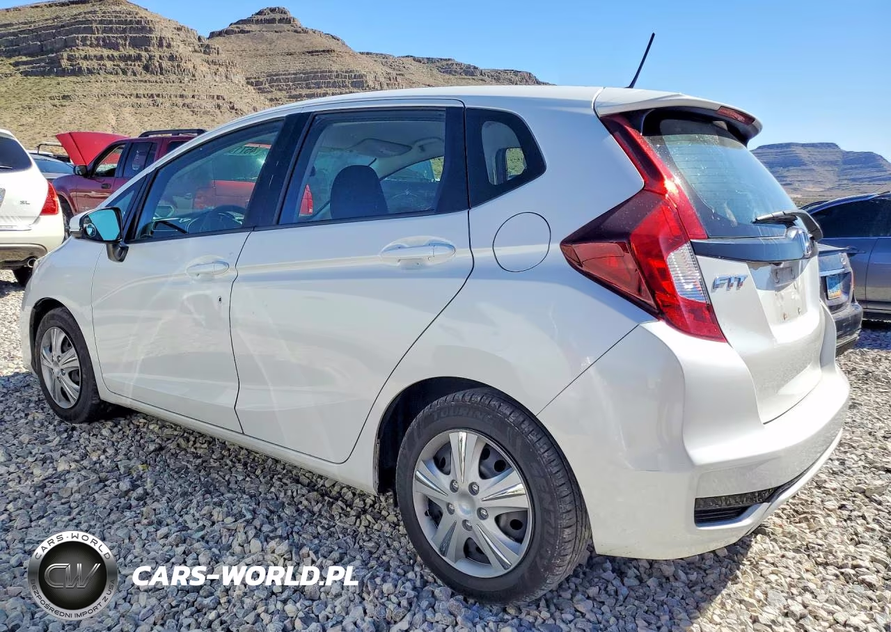 2020 Honda Fit Lx VIN:3HGGK5H48LM715883 - 2