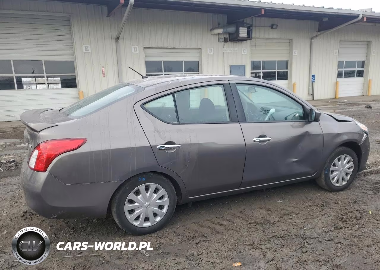 2015 Nissan Versa S VIN:3N1CN7AP1FL832576 - 3
