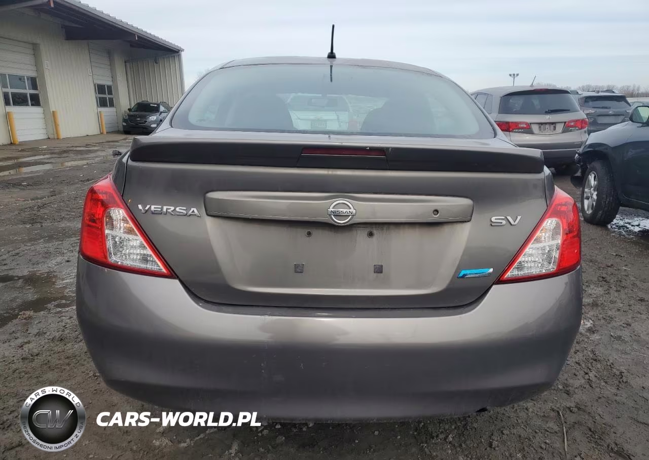 2015 Nissan Versa S VIN:3N1CN7AP1FL832576 - 6