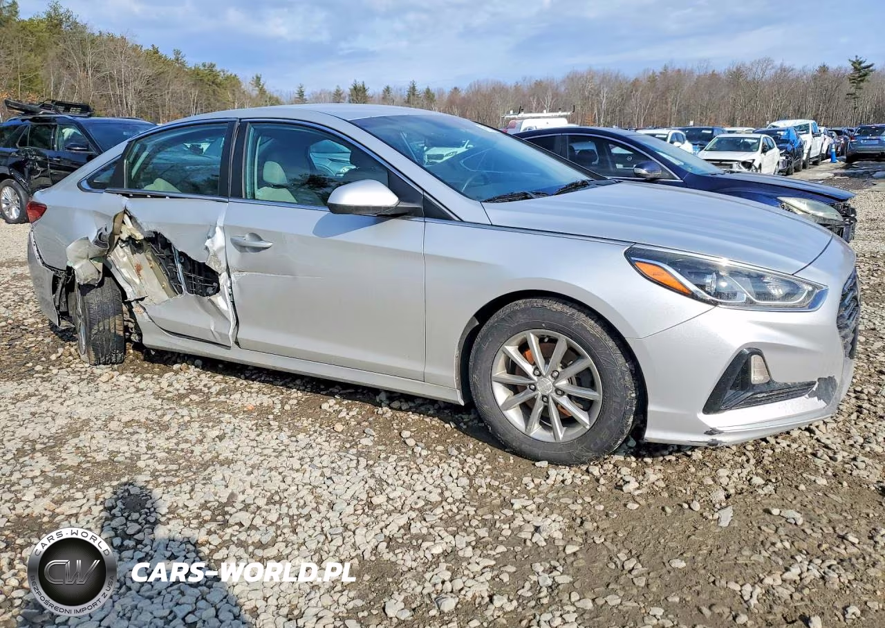 2018 Hyundai Sonata Se VIN:5NPE24AF1JH632455 - 4