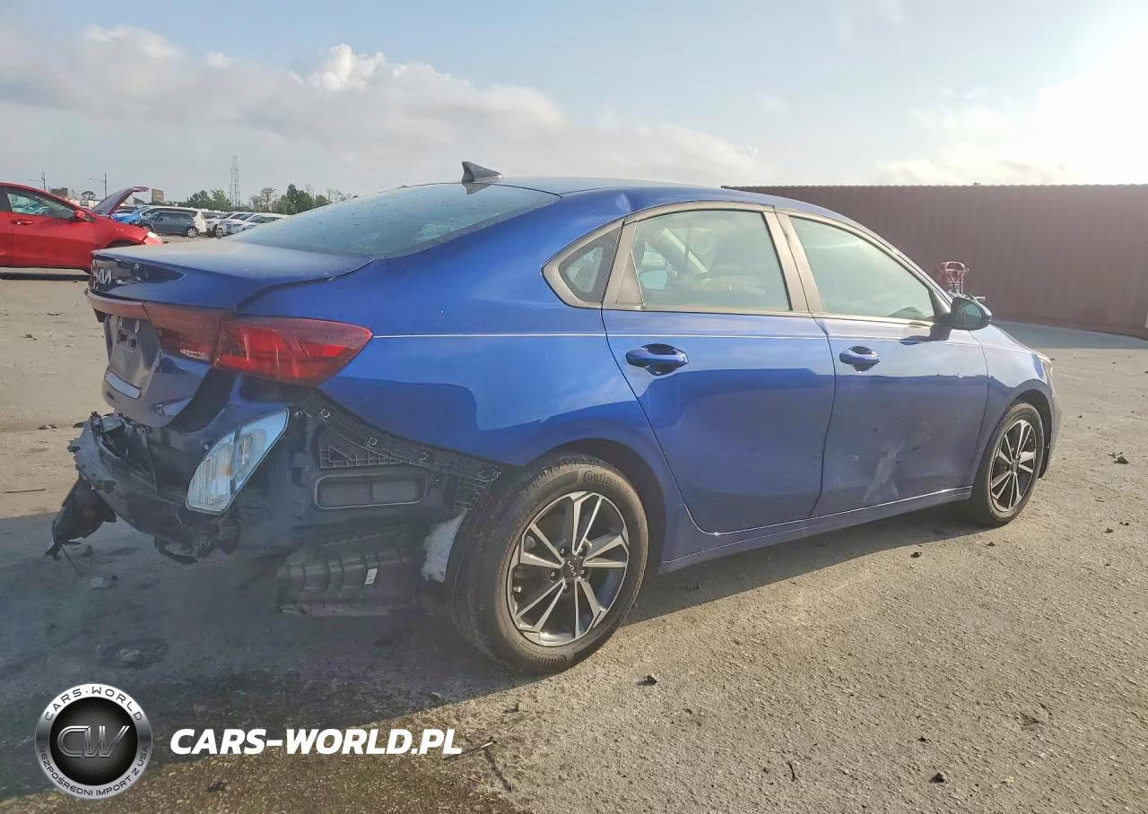 2024 Kia Forte Lxs VIN:3KPF24AD0RE753304 - 3