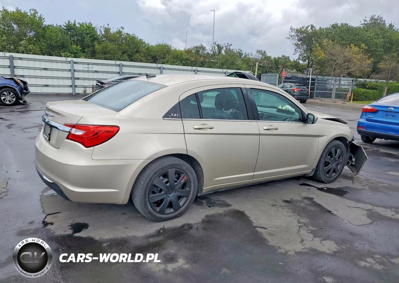 2014 Chrysler 200 Lx VIN:1C3CCBAGXEN101430 - 3