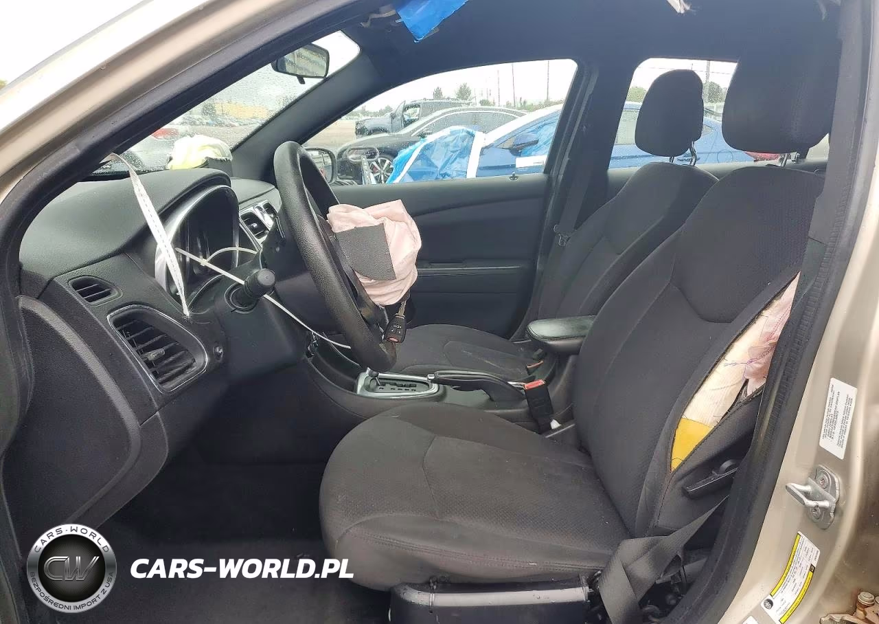 2014 Chrysler 200 Lx VIN:1C3CCBAGXEN101430 - 7