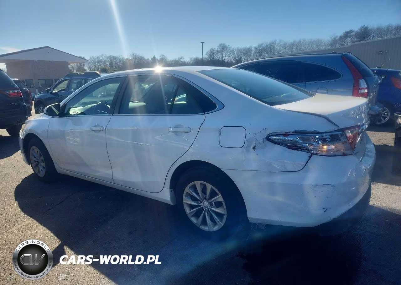 2015 Toyota Camry Le VIN:4T1BF1FK4FU926792 - 2
