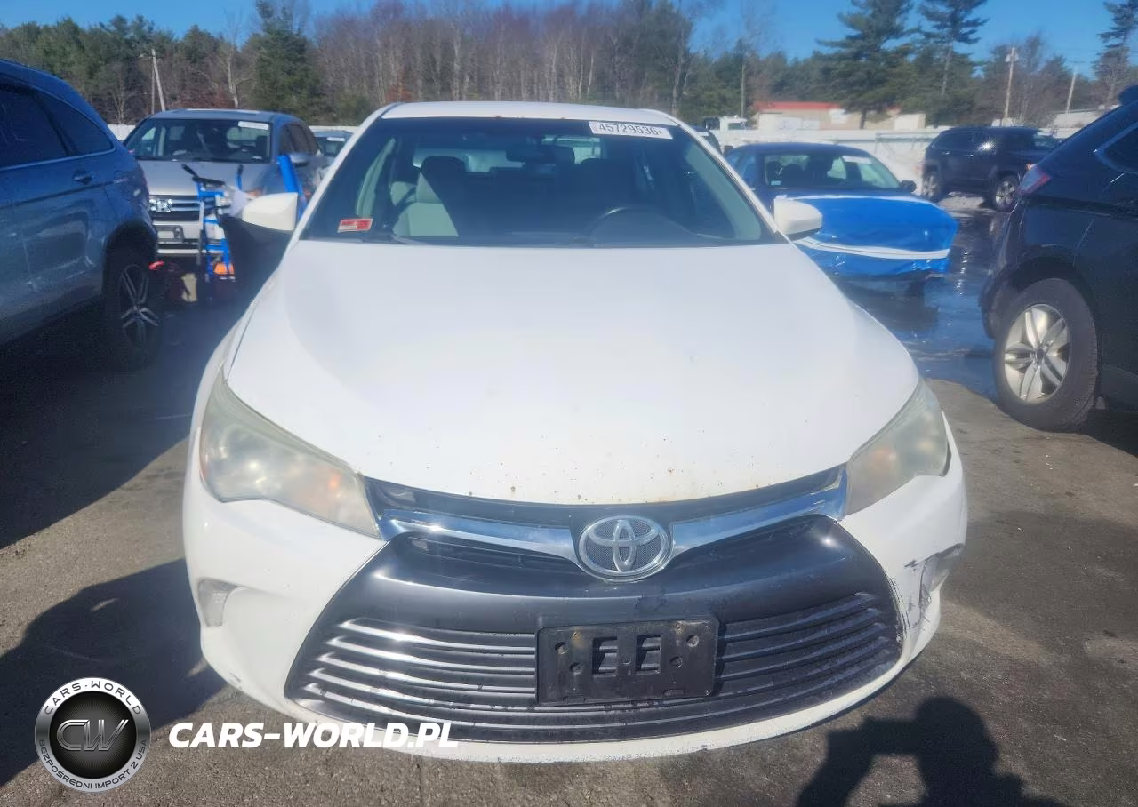 2015 Toyota Camry Le VIN:4T1BF1FK4FU926792 - 5